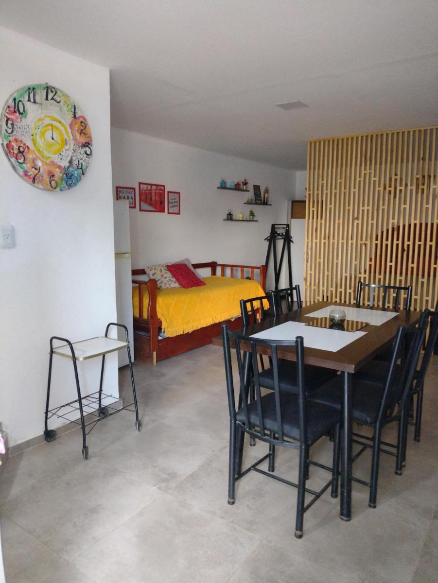 Pennisi Aparts- Villa María Cba - Housity