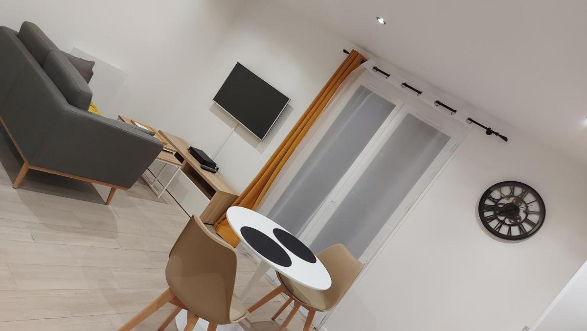 Joli appartement tout confort proche Versailles - Housity