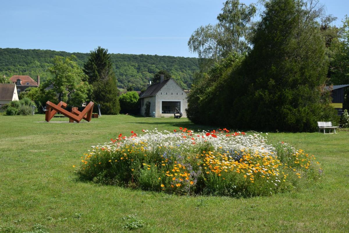 Gite Dans Parc De Sculptures - Gîte 