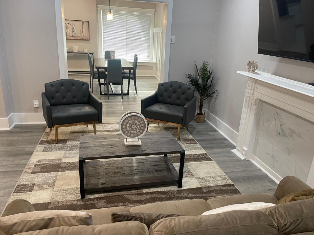 Cozy 4 beds 2 baths house/downtown Detroit - Housity