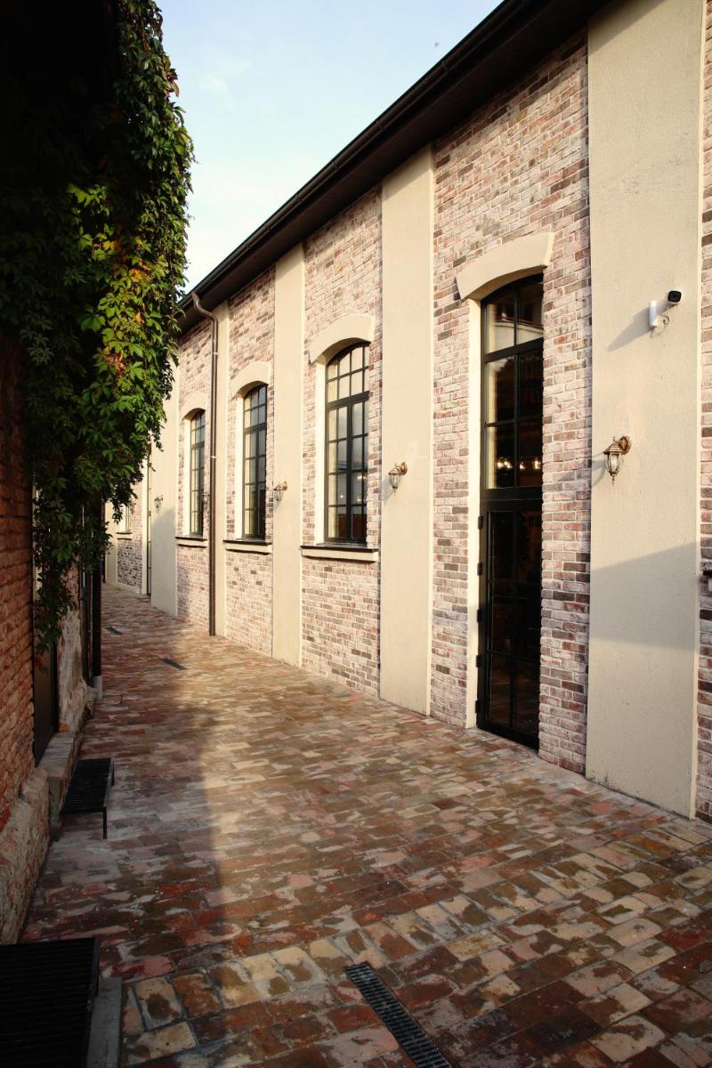 Hotel Livnica - Housity