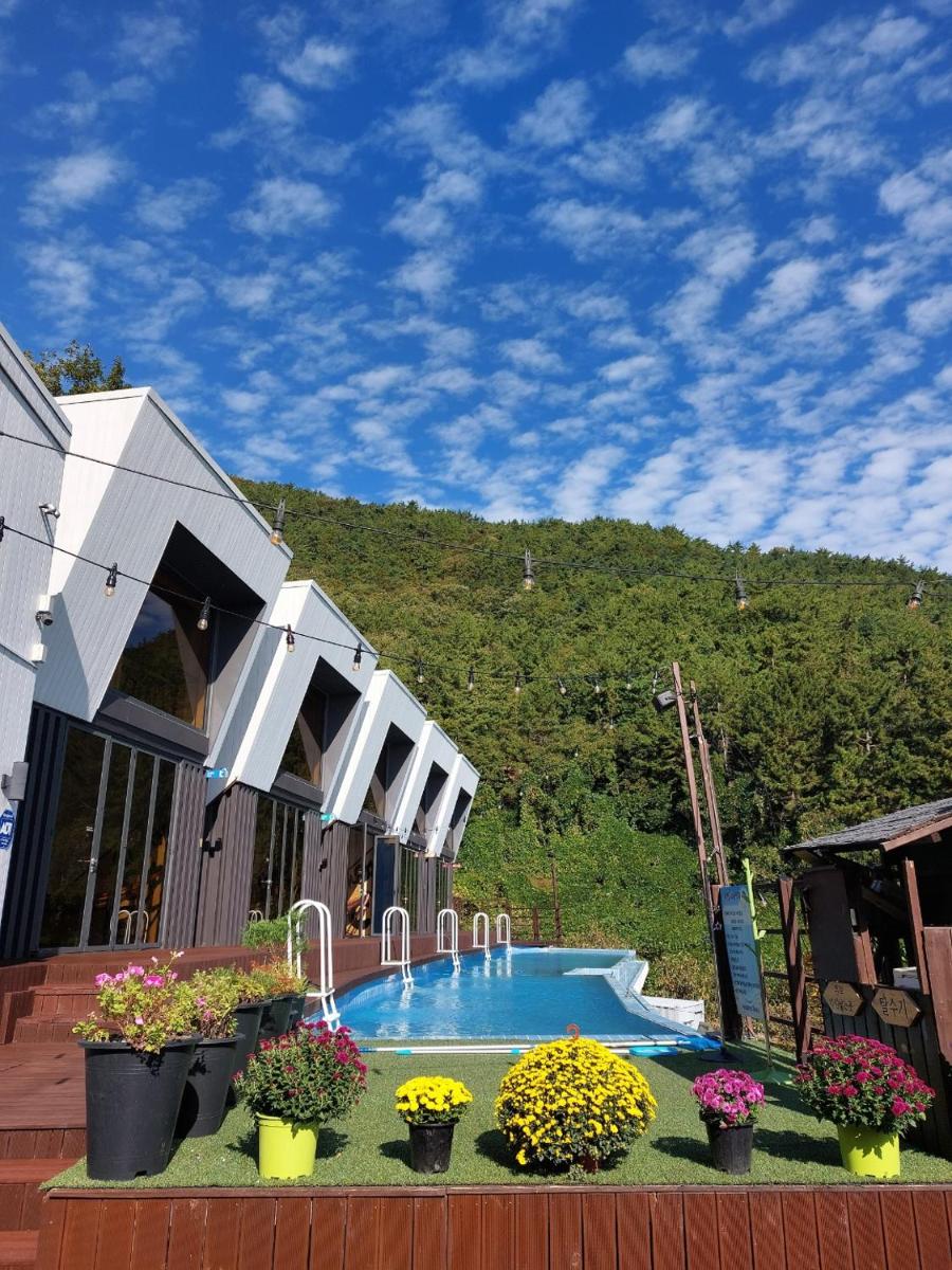 Tongyeong Amusing Story - Housity