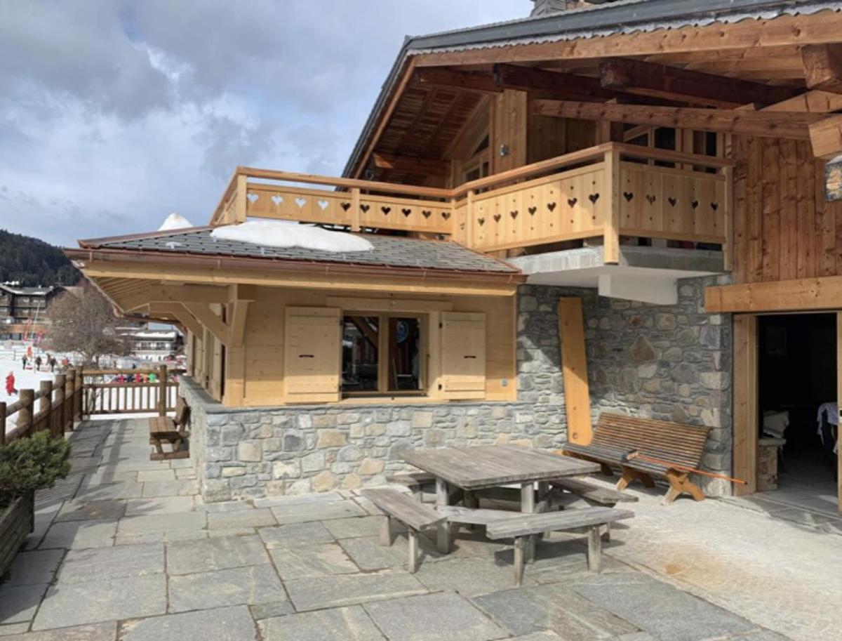 Suitetrails - Apartment in Morzine - Ski In - Sleeps 6