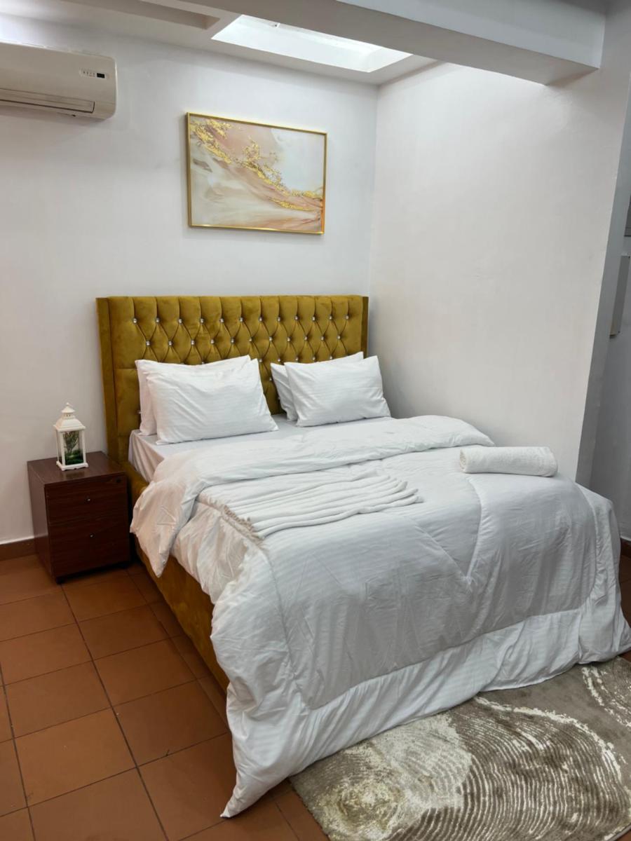 BnB Realty - Housity