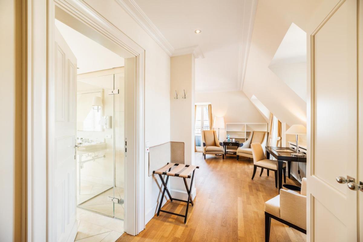 Rheinhotel Schulz - Housity