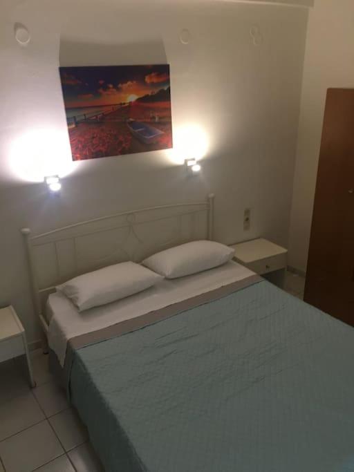 George&Lambros - Beautiful apartment just a few steps from the sea! - Housity
