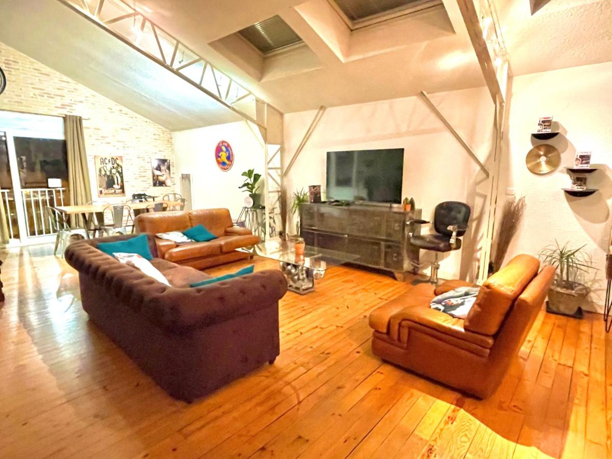 Superbe LOFT centre-ville - Sauna - parking privé -Clim- 1 à 10personnes - Housity