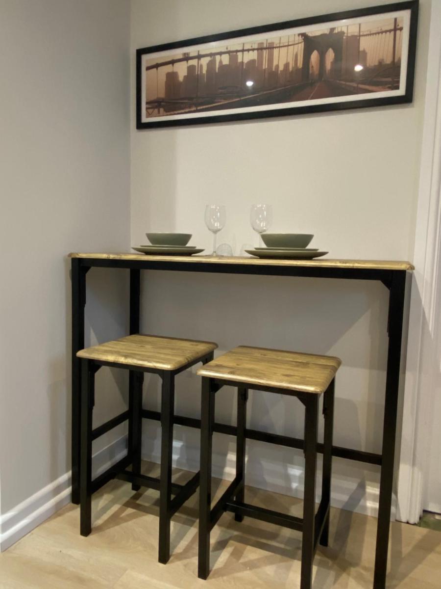 Lovely spacious loft close to train station - Housity