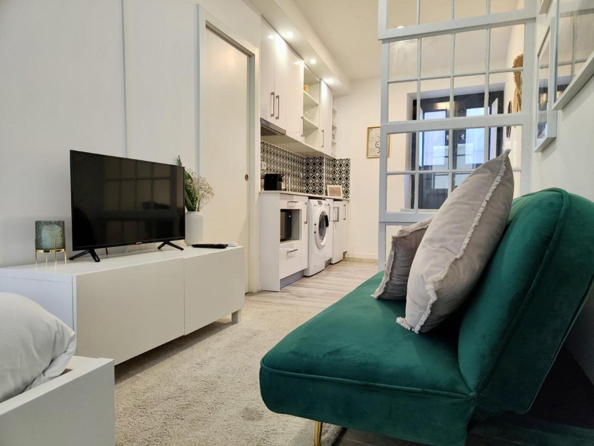 Terrace - Green Essence Apartment - Housity