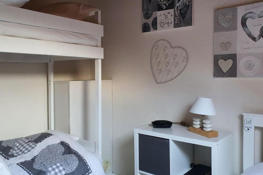 Duplex cocooning avec vue lac et montagnes - Housity