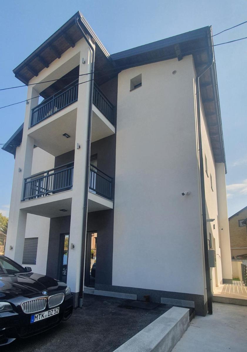 Apartmani Sarajevo, Otes - Housity
