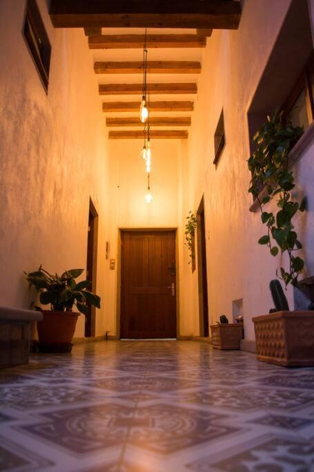 Suitetrails - LA CASONA DEL DESIERTO hermosa, acogedora y centrica.
