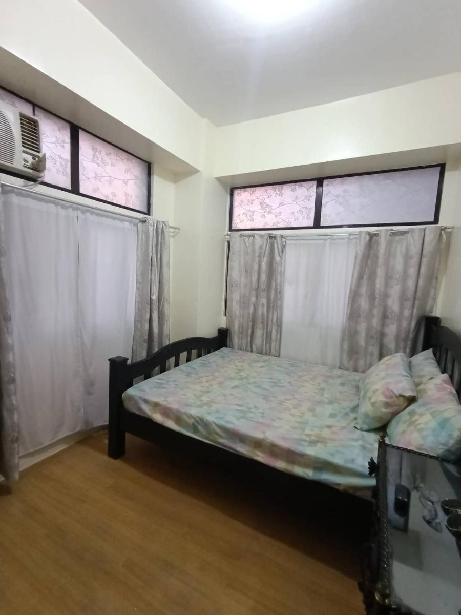 East Bank Unit 4H - Housity