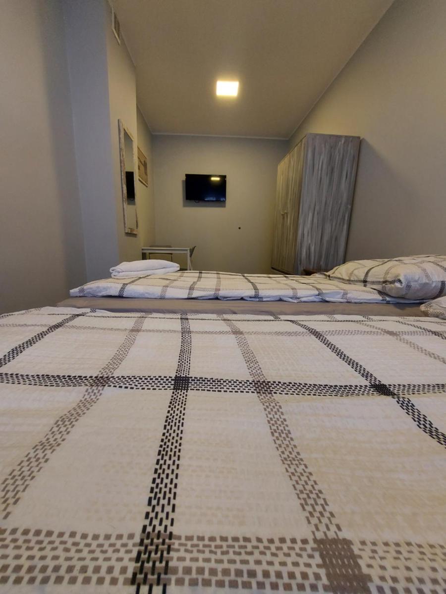 Hostel Centrum-Kamienica 1924 - Housity