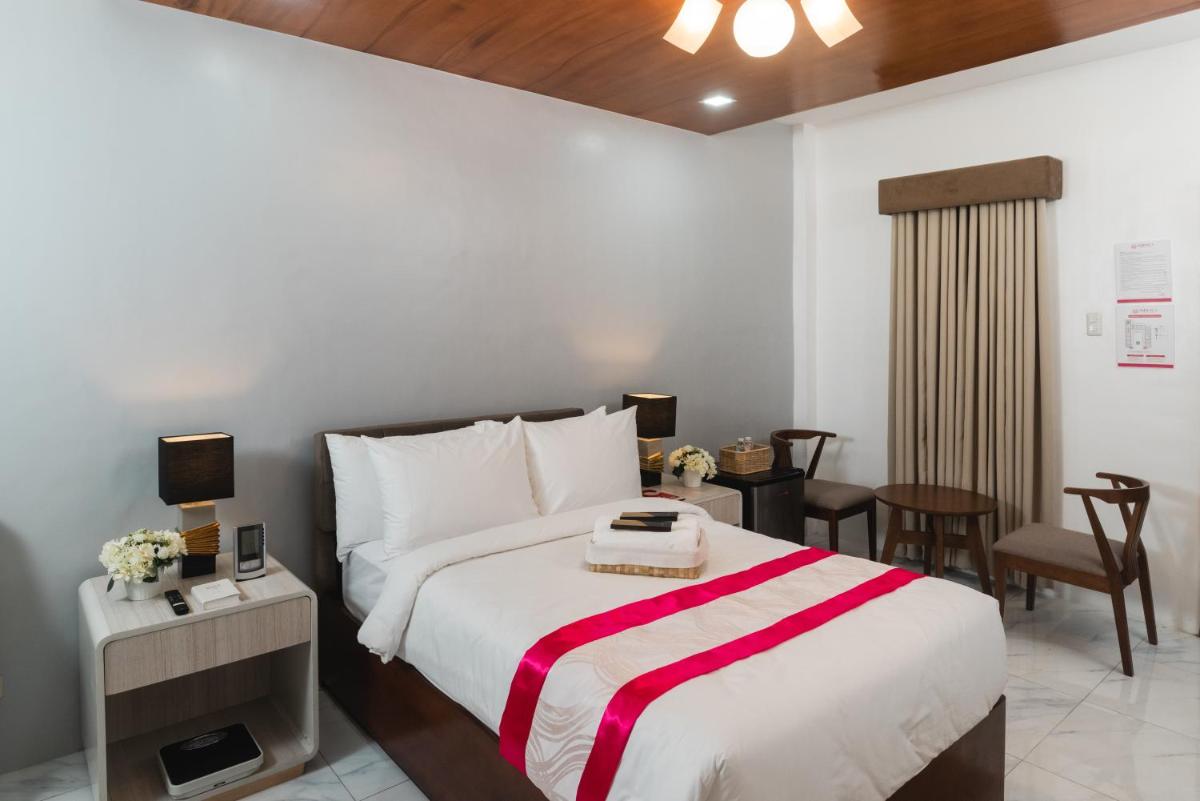 Monica Midtown Suites - Housity