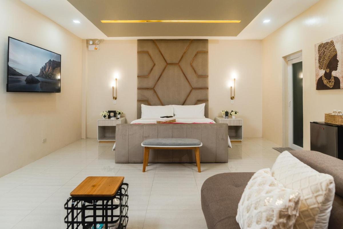 Monica Midtown Suites - Housity