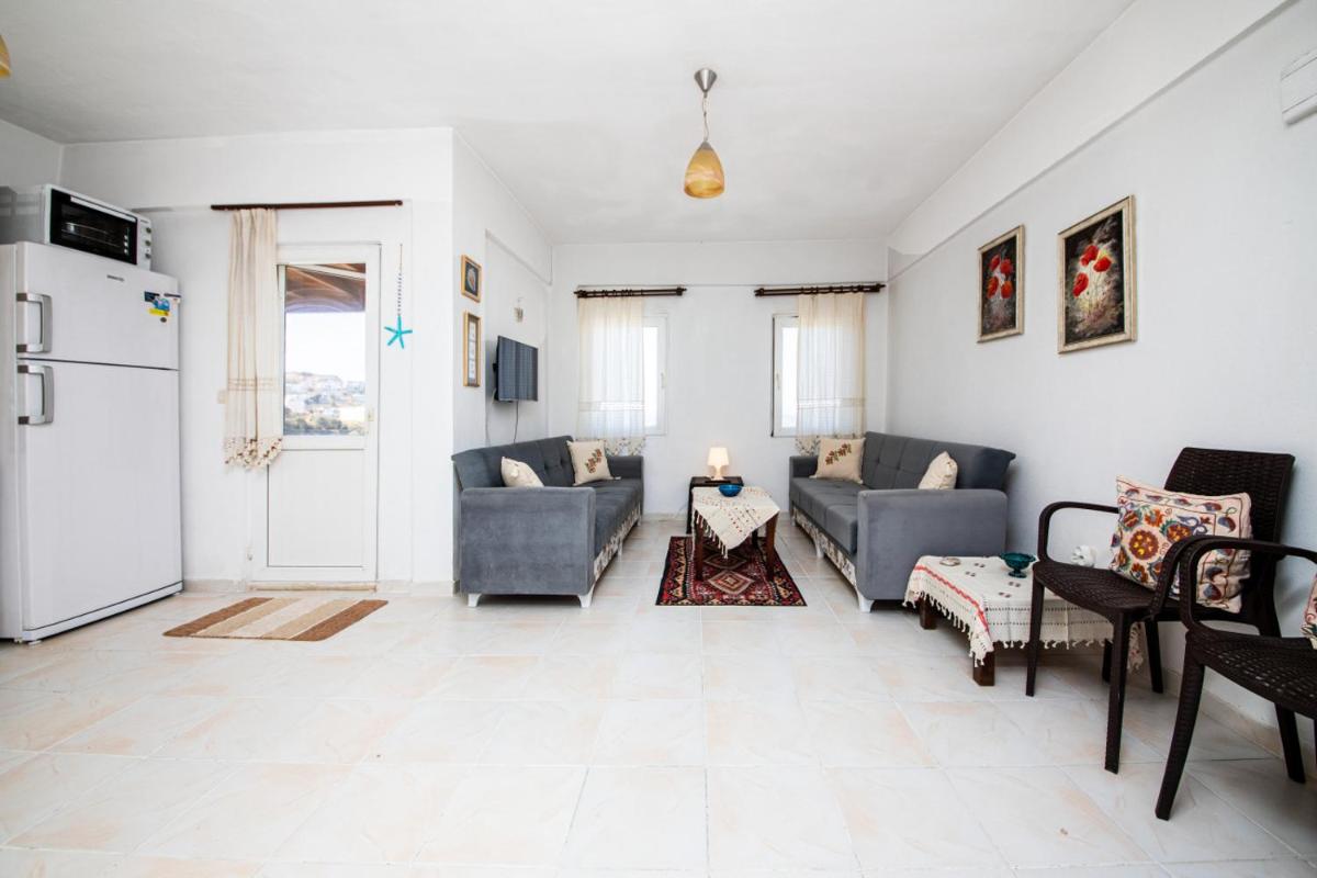House with Invigorating View in Bodrum - Housity