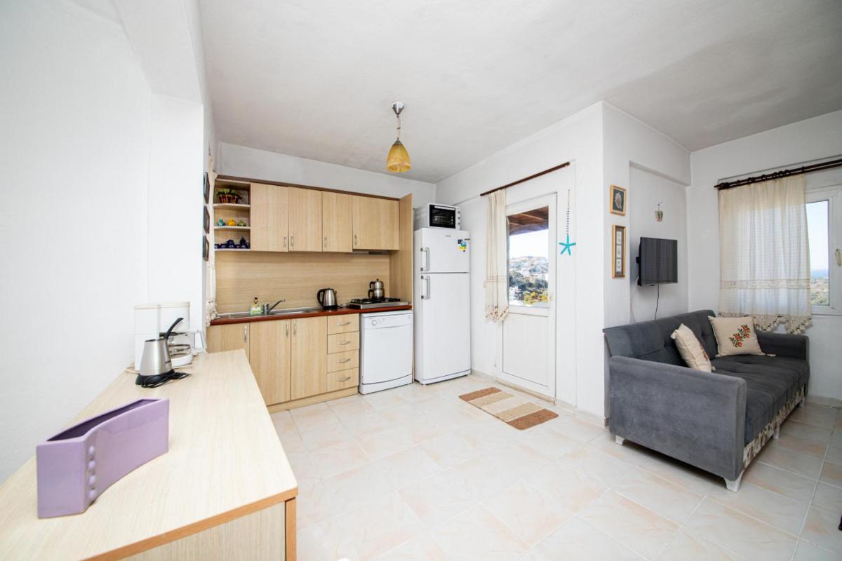 House with Invigorating View in Bodrum - Housity