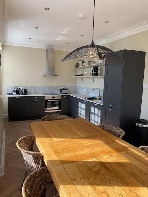 Frasers Apartment - Housity