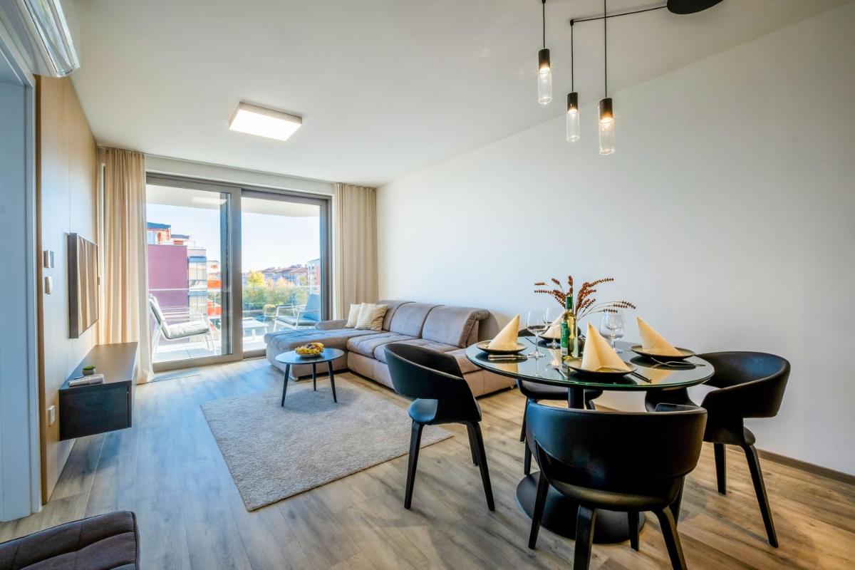 MyFlat Casa Coral Apartment - Housity