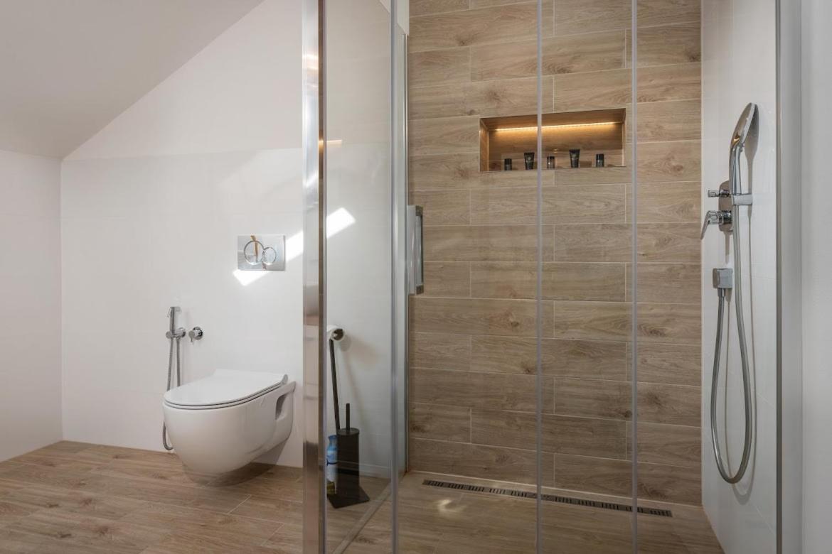 Apartmán pod Vežou 2 - Housity