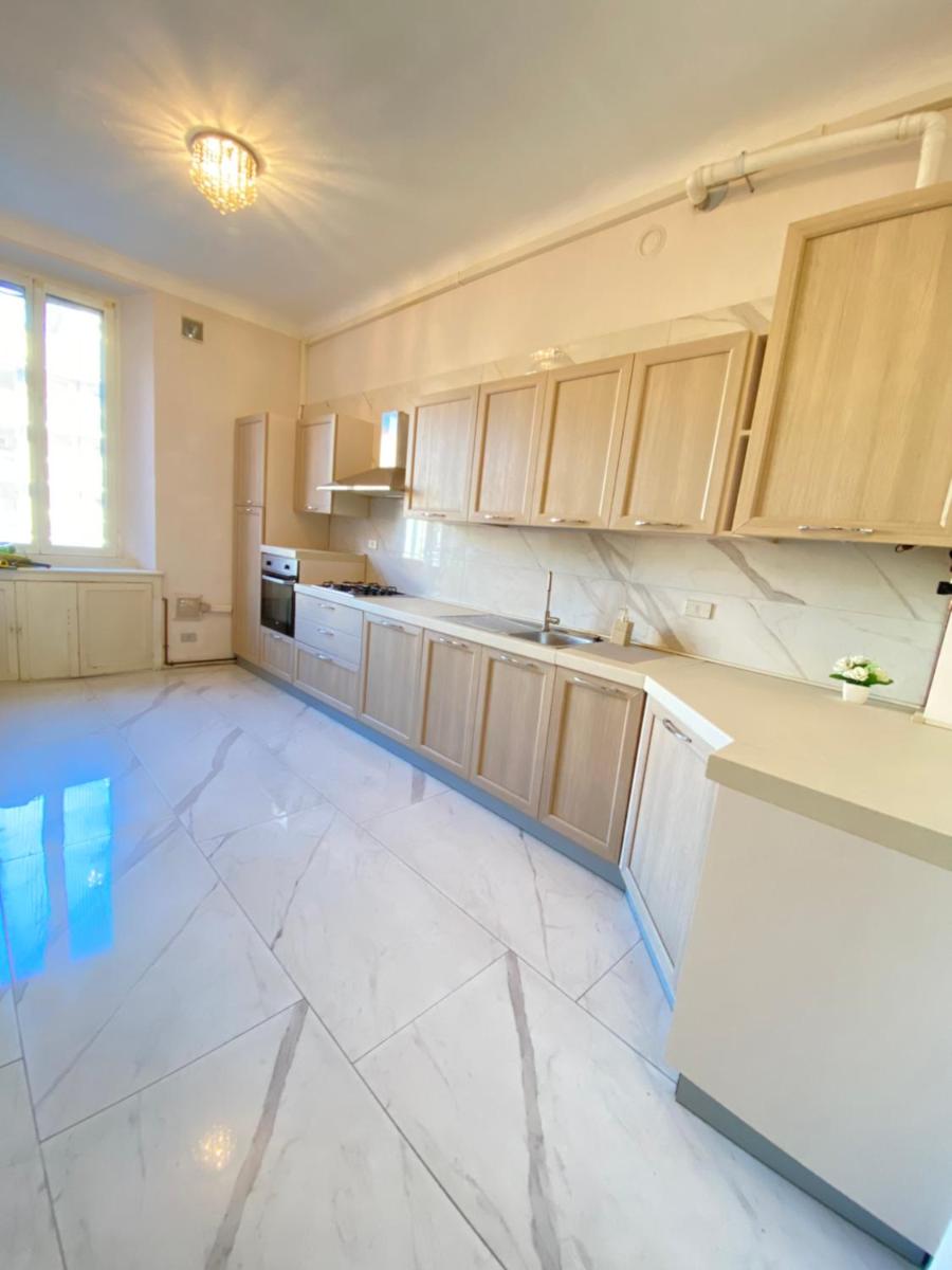 Suite a 5 fermate dal centro di Milano - Housity