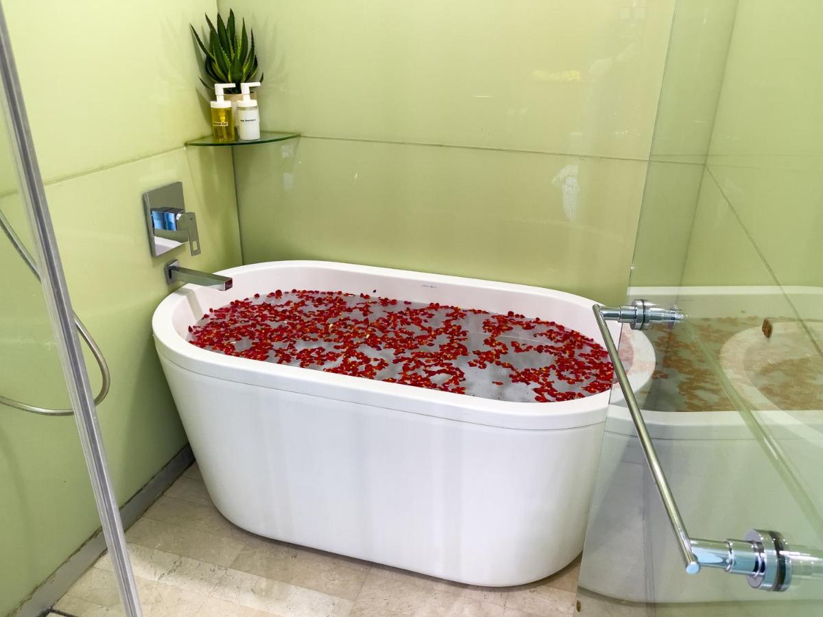 Soho Suites klcc by Sayang - Housity