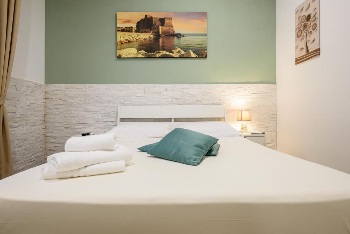 Piazza Garibaldi 118 - Housity
