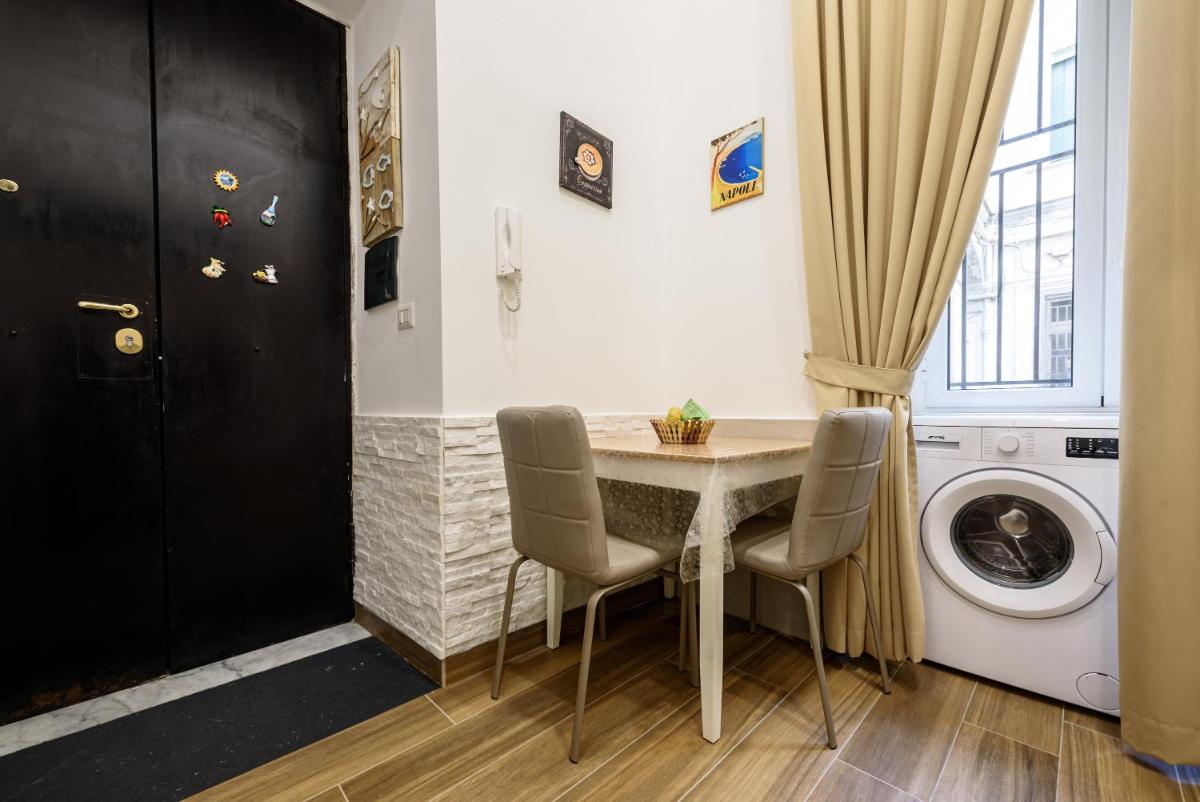 Piazza Garibaldi 118 - Housity