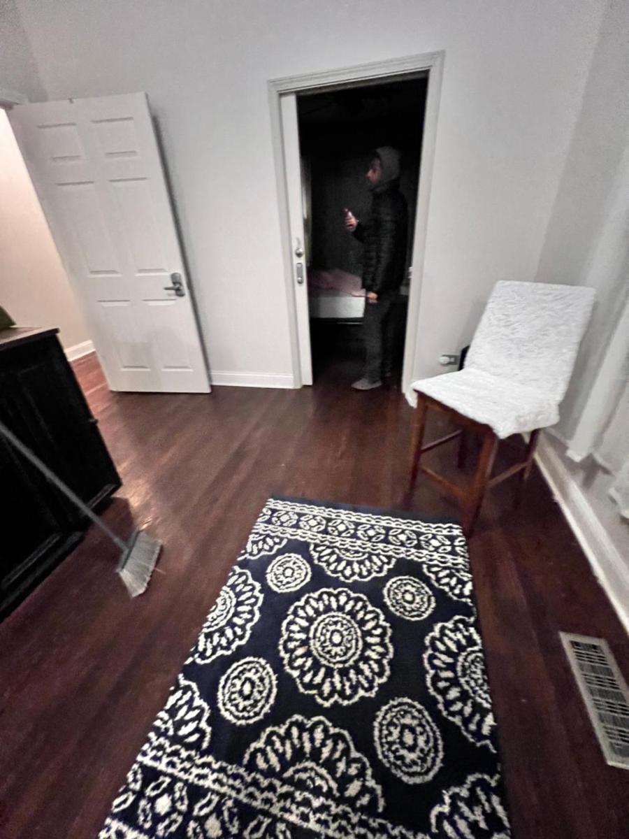 Simplified Living Space - Housity