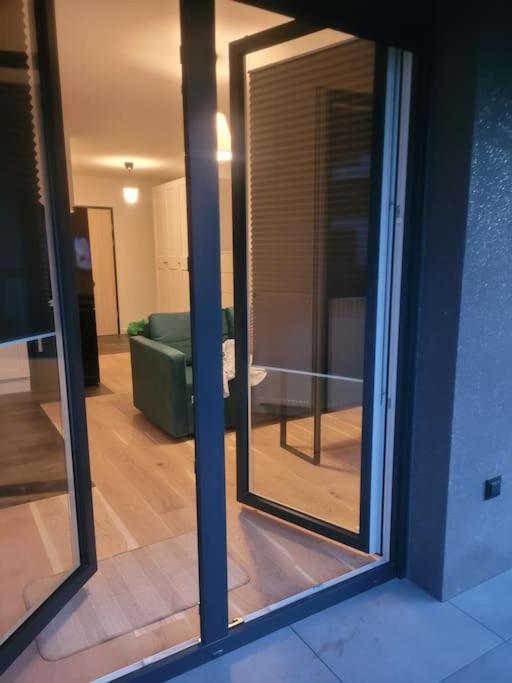 Nowy apartament z parkingiem przy centrum - Hizvo