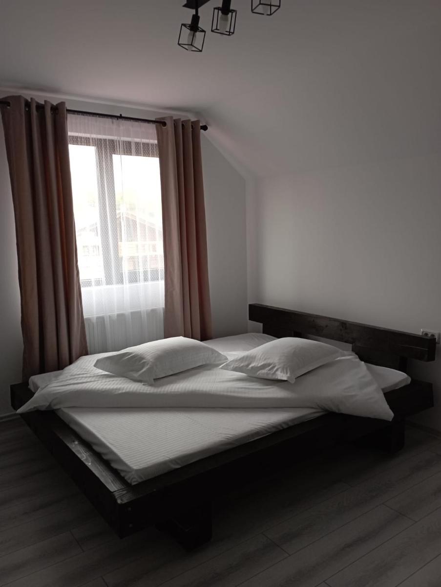 Casa din Podirei - Housity