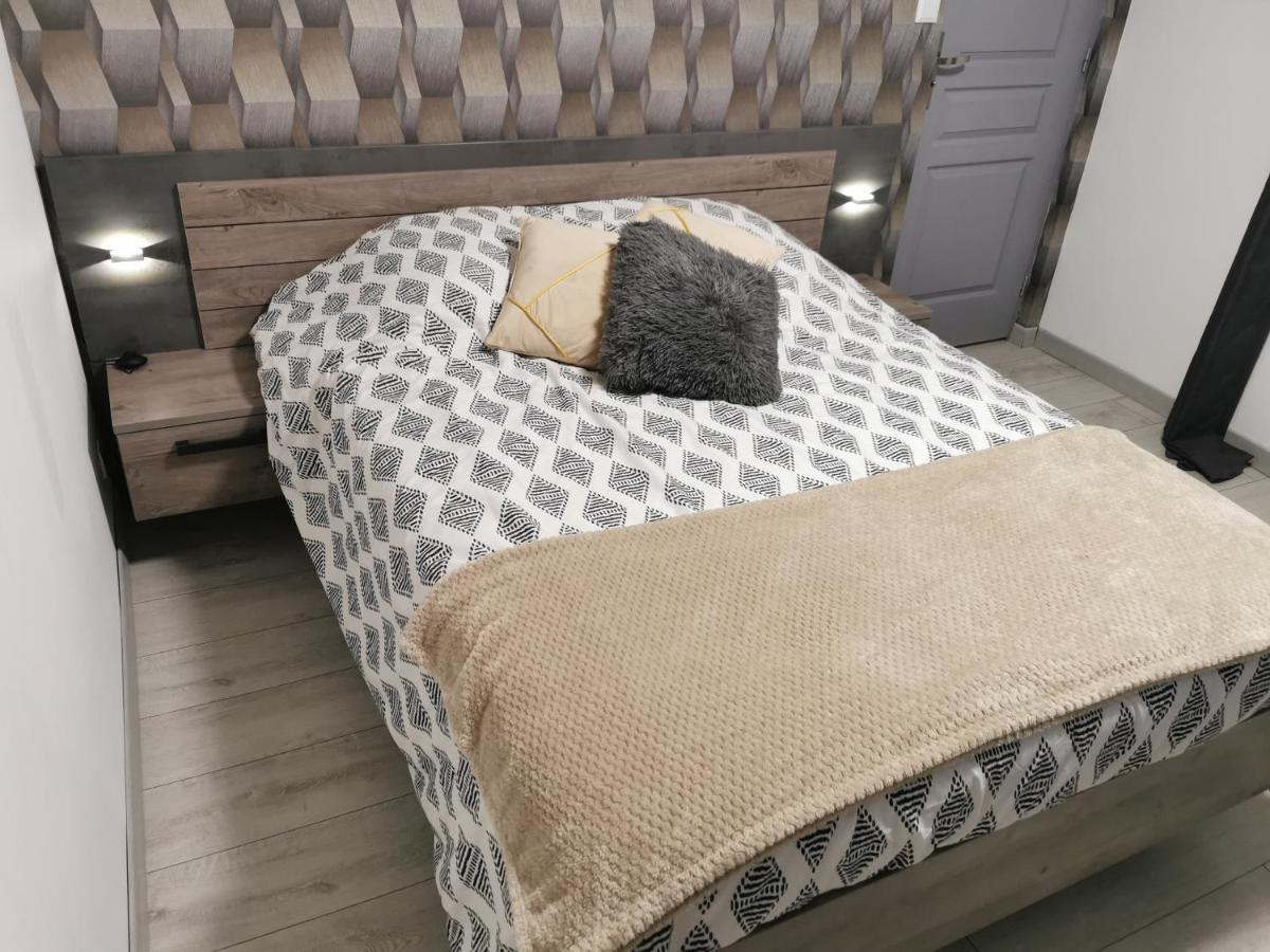 L'AisCal Appart-Hôtel 6 Personnes - Hizvo