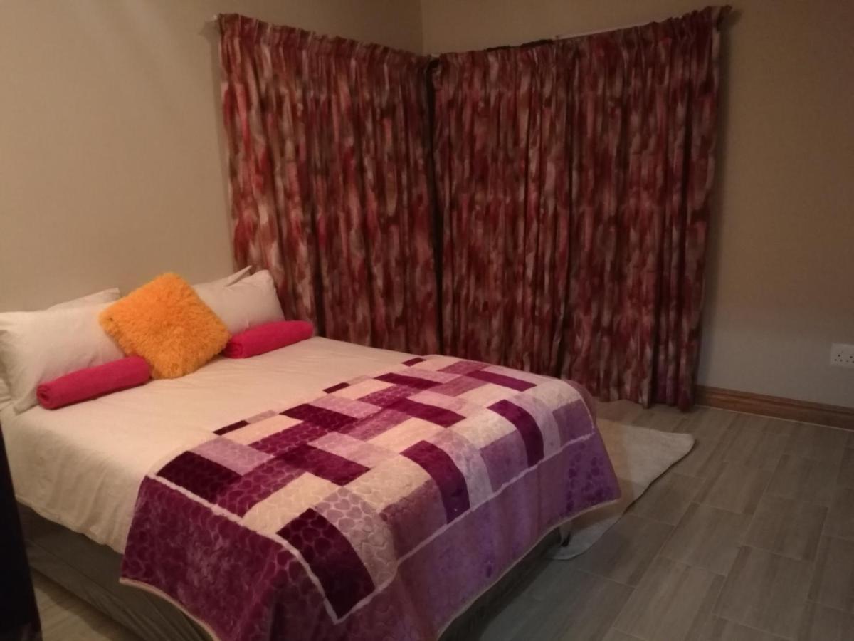 Home away from Home - The Estate - Housity