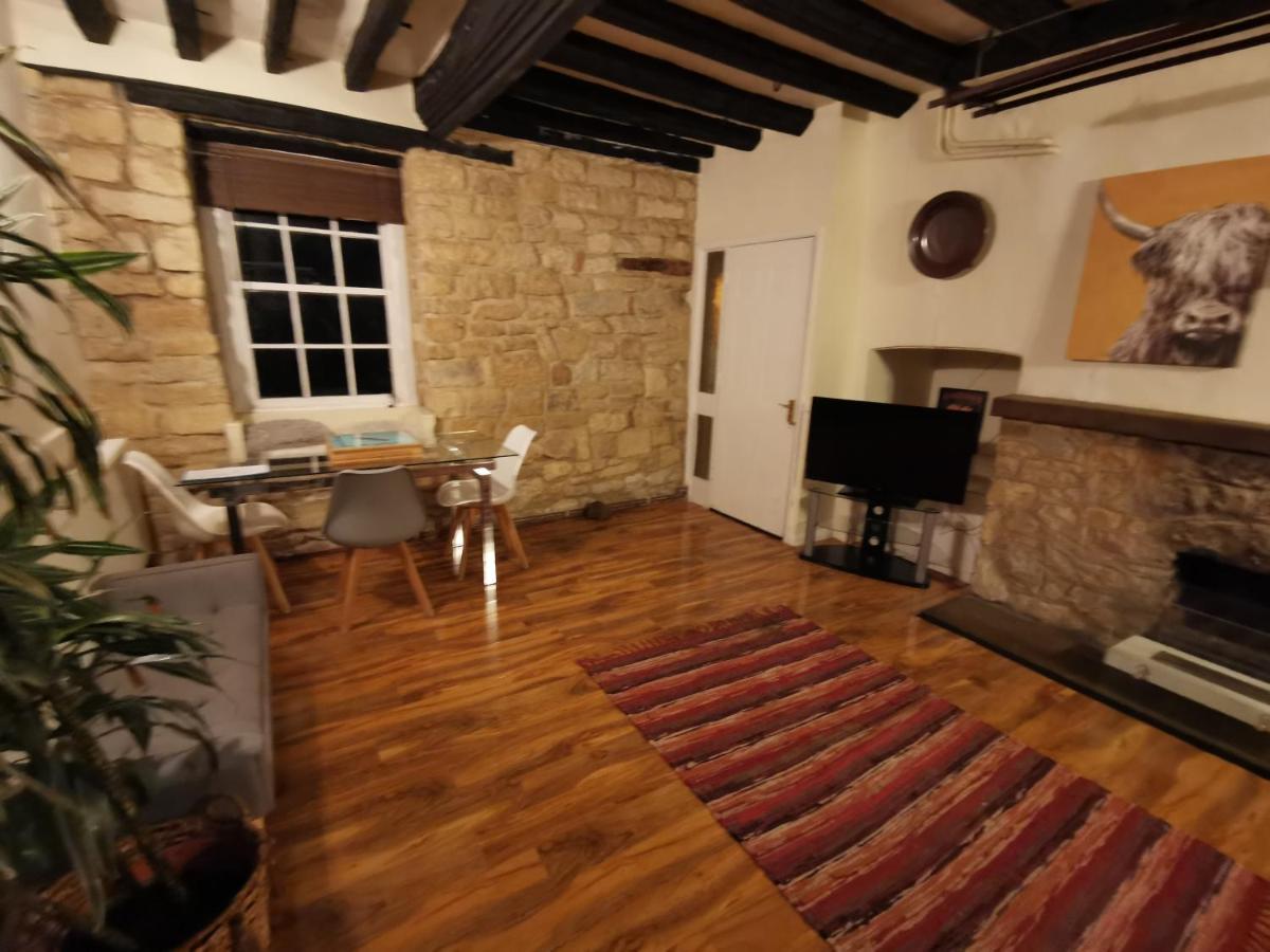 Cottage Between Lincoln and the Wolds - Housity