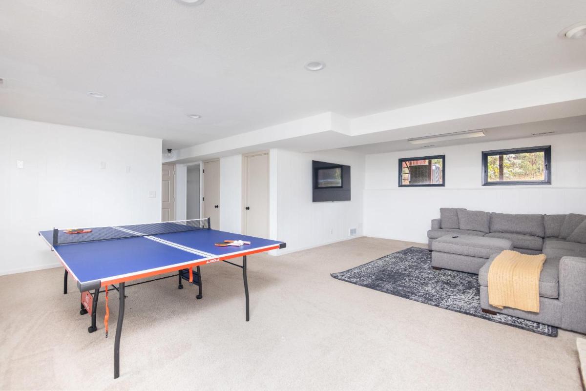 Spacious 4 Bedroom Family Friendly Home - Housity
