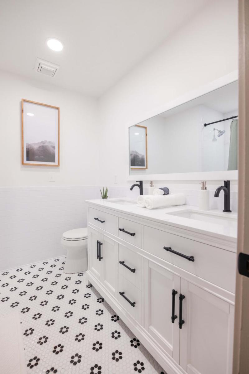 Spacious 4 Bedroom Family Friendly Home - Housity
