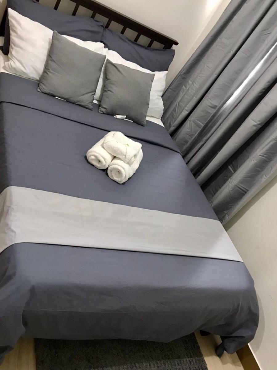 HERMOSO Staycation - Housity
