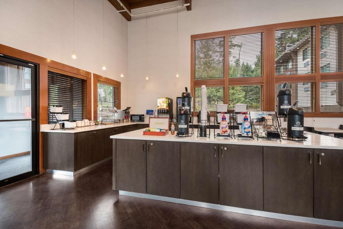 Best Western Mt. Hood Inn - Housity