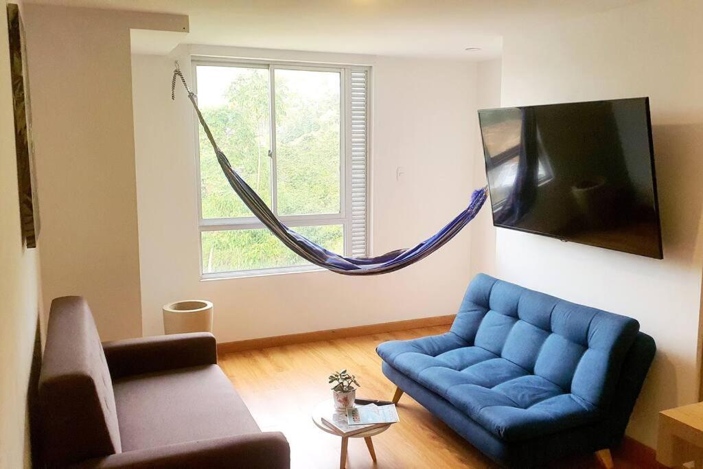 Encantador apartamento entero con parqueadero gratis - Housity