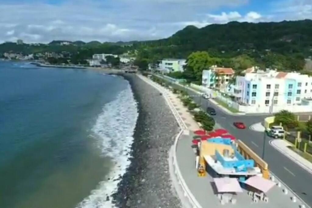 Summer all year! Oceanfront with Pool A/C - Hizvo