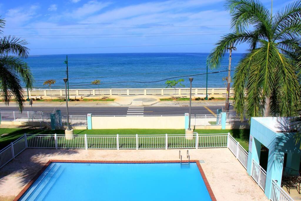 Summer all year! Oceanfront with Pool A/C - Hizvo