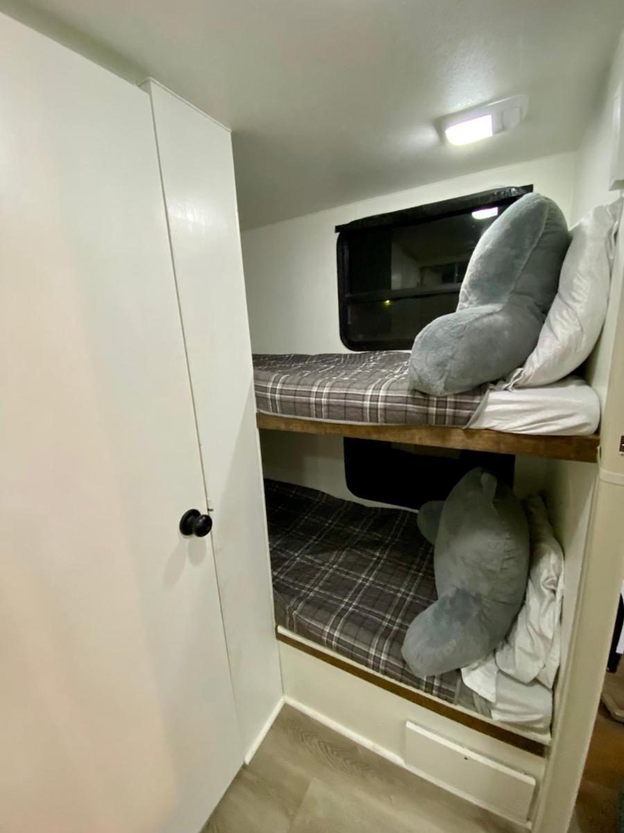 Bright Side Inn - Housity
