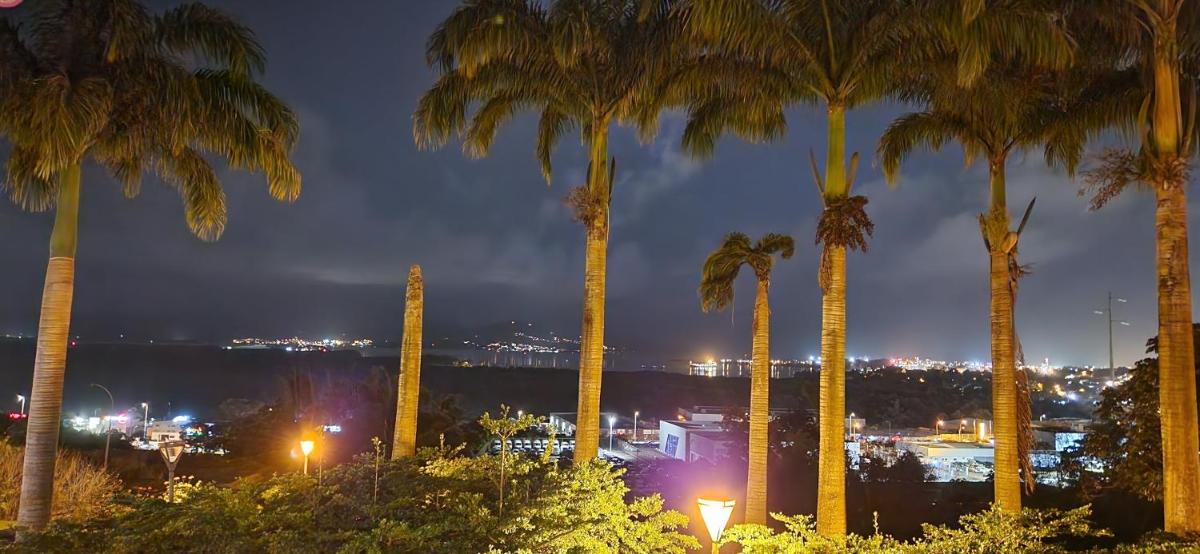Le Lis Vacances et Affaire Cosy vue Mer - Housity