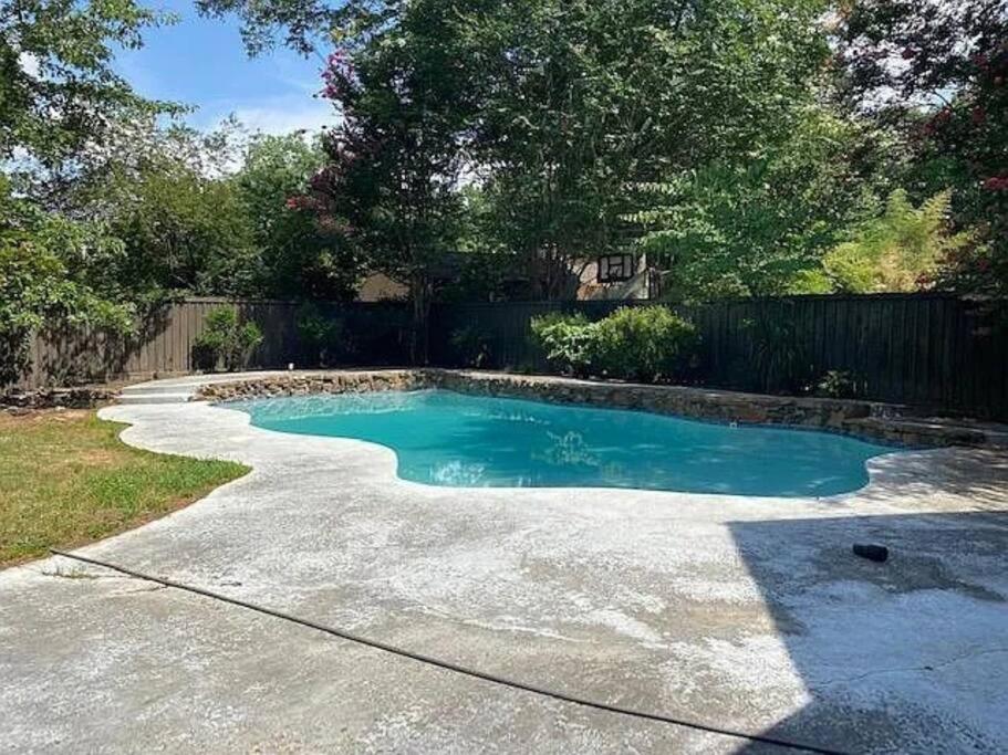 Near Germantown Tudor Inspired Estate 7BR with pool - Housity