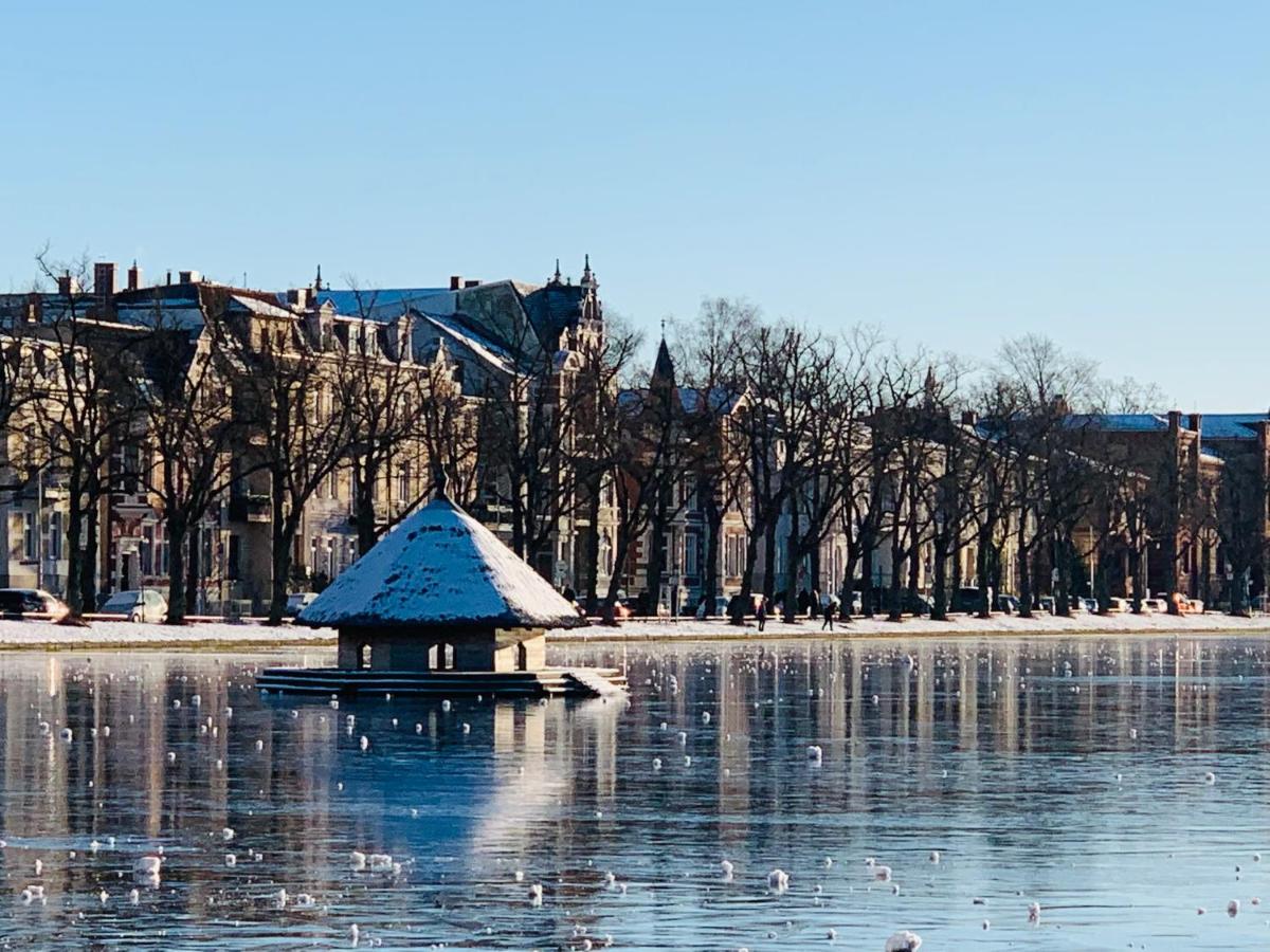 Zum weißen Haus - Housity
