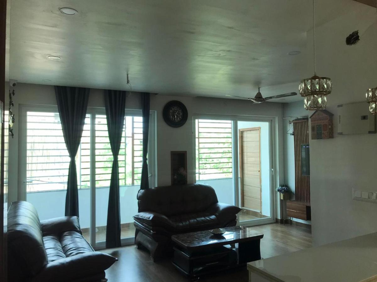 Mariya Condo hotel - Housity