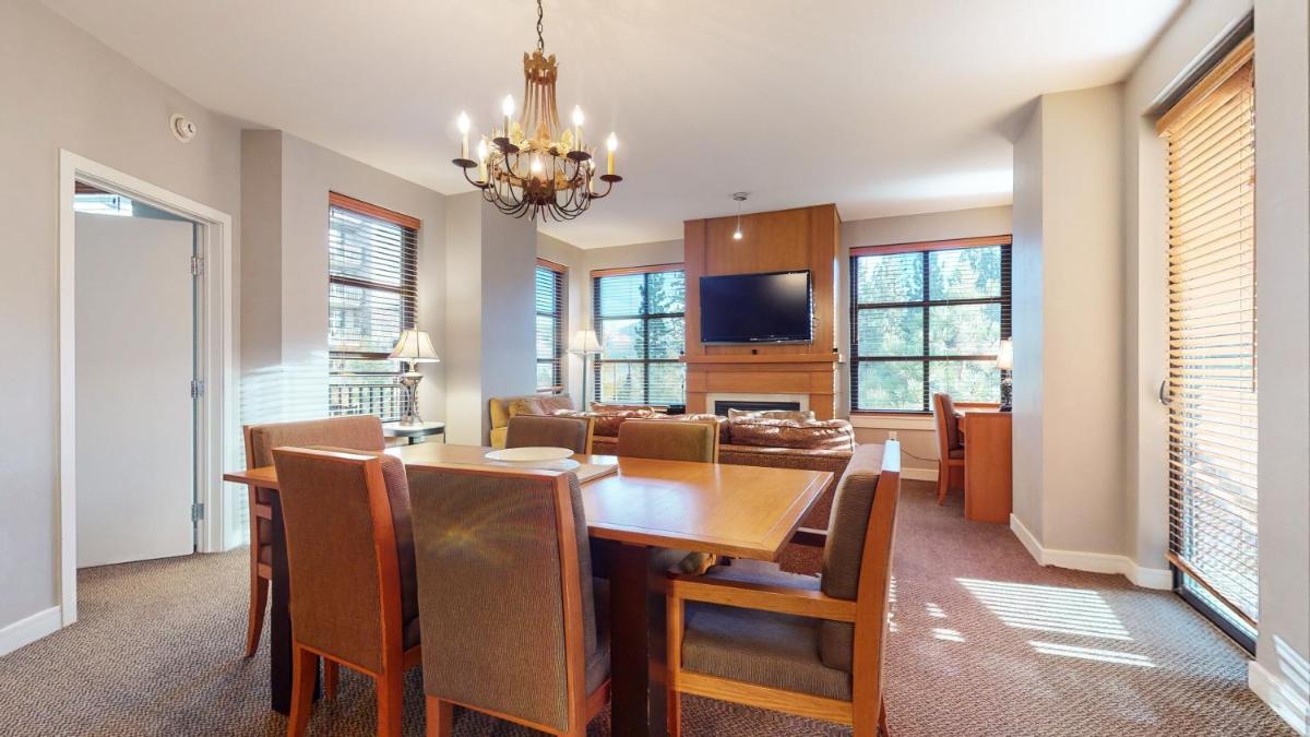 Village Monache #311 condo - Housity