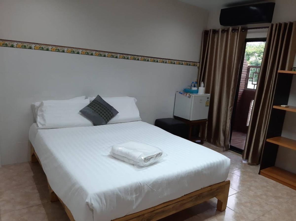Eastan View Apartment - Housity