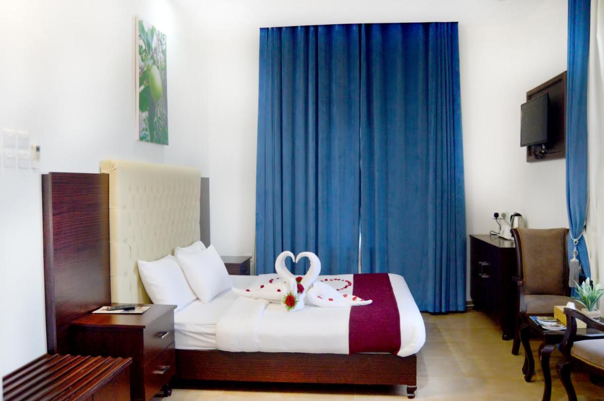 Jabal Al Akhdar Grand Hotel - Housity